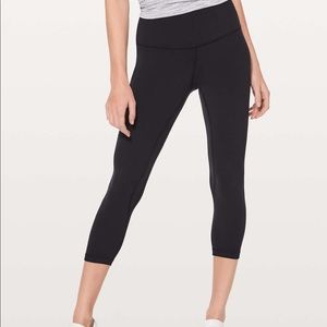 Lululemon Align HR Crop 21” Black Size 6 Brand New